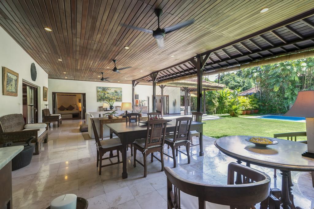 Villa Eight Seminyak Szoba fotó